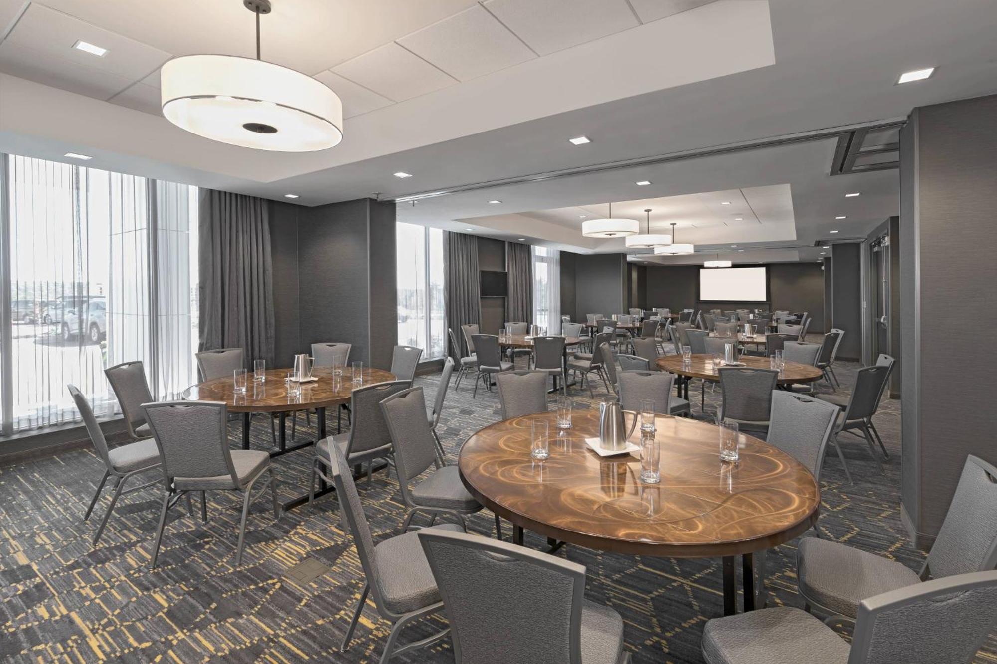 Courtyard By Marriott Halifax Dartmouth Hotel Exterior photo